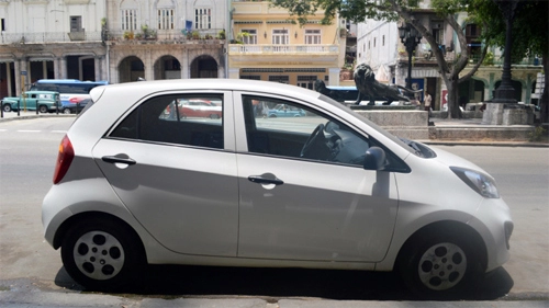  taxi và ôtô ở cuba 