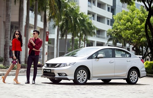  trai tài gái sắc bên honda civic modulo 