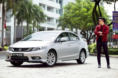  trai tài gái sắc bên honda civic modulo 