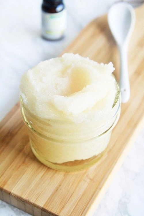 Trị thâm sạm nẻ môi do hanh khô chỉ trong một nốt nhạc với cách này
