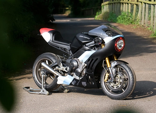  triumph daytona 675 cổ điển và hiện đại 