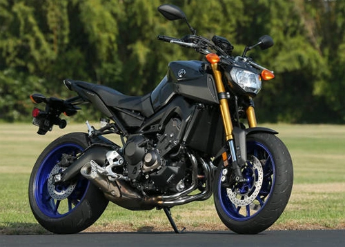  yamaha mt-09 độ phong cách môtô đua 