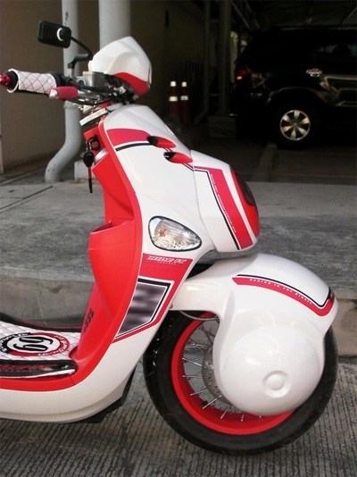  yamaha scooter độ phong cách viễn tưởng 