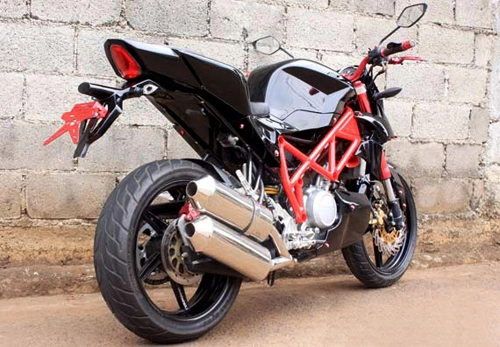  yamaha v-ixion phong cách ducati streetfighter 