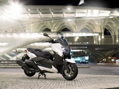  yamaha x-max 400 2013 ra mắt tại châu âu 