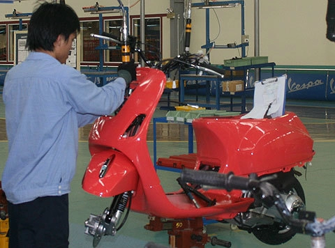 bên trong nhà máy piaggio việt nam 