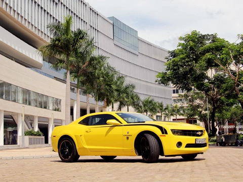  chevrolet camaro được phân phối chính hãng 