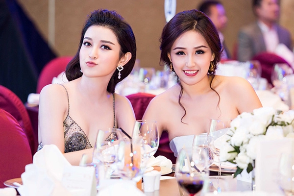 Mai phương thúy huyền my khoe lưng nõn đẹp không góc chết