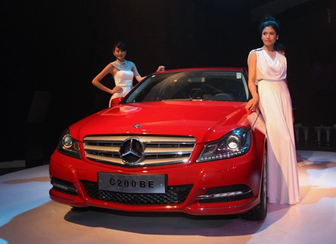  mercedes việt nam giới thiệu c-class 2012 