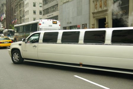  những mẫu limousine khủng trên phố 