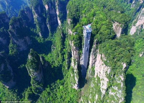 Những thang máy đáng sợ nhất thế giới