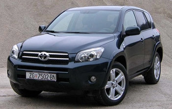  toyota ngừng bán rav4 vì lỗi động cơ 