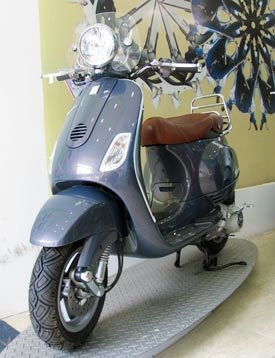  vespa kỷ niệm 60 năm tuổi với lxv 