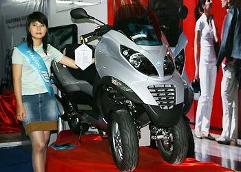  xe nhập lấn át triển lãm saigon autotech 2007 