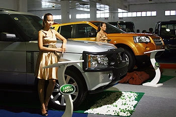  xe nhập lấn át triển lãm saigon autotech 2007 