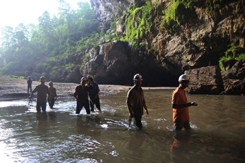 6 đêm ở hang sơn đoòng - tour du lịch đắt nhất vn