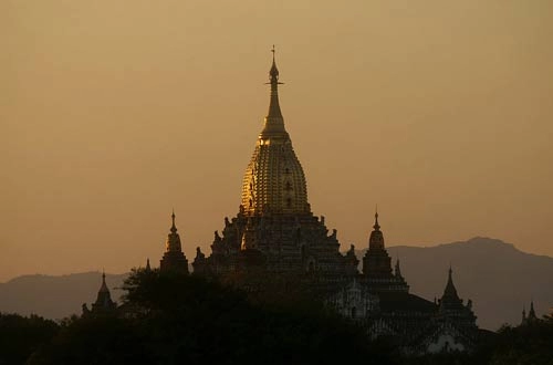 Bí kíp du lịch bụi myanmar