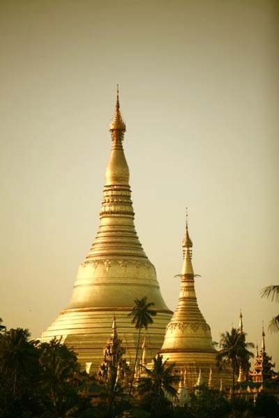 Đầu xuân vãn cảnh chùa myanmar