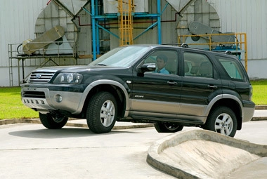  ford việt nam công bố giá escape 2007 