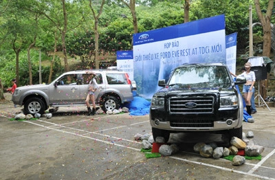  ford việt nam trình làng everest mới 