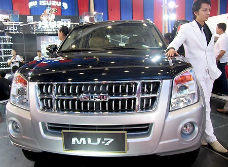  isuzu mu-7 tái xuất tại vietnam motorshow 2008 