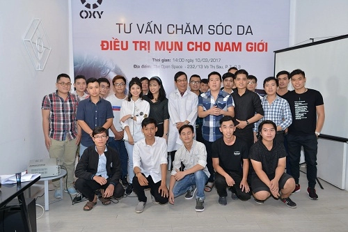  tư vấn chăm sóc da điều trị mụn cho nam giới 