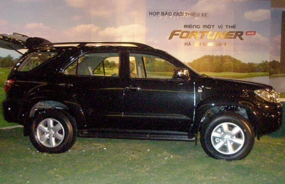  5 mẫu xe trong nước bán chạy nhất 2009 