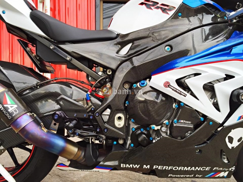 Bmw s1000rr 2015 hút hồn trong bản độ hàng hiệu