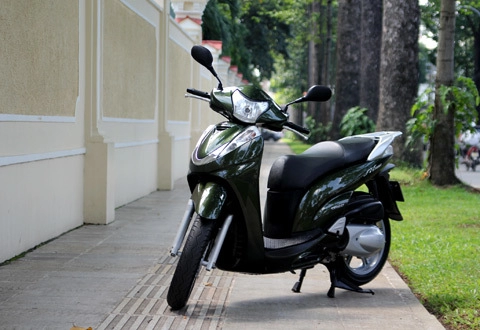  honda sh300i - sự khác biệt của scooter phân khối lớn 