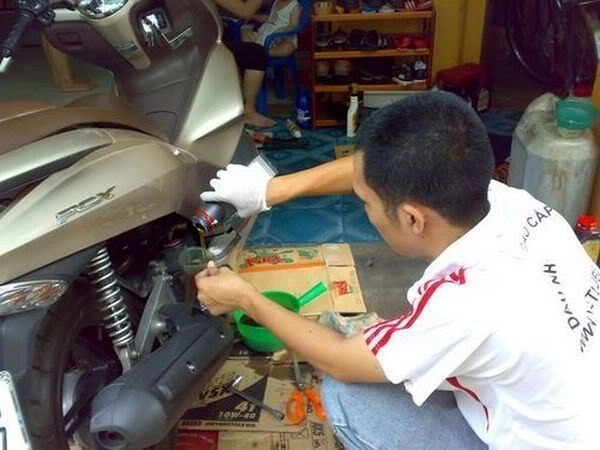 Hướng dẫn thay nhớt xe pcx 125