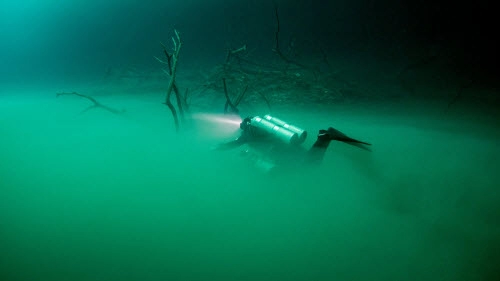 Khám phá hồ nước ngầm bí ẩn ở mexico