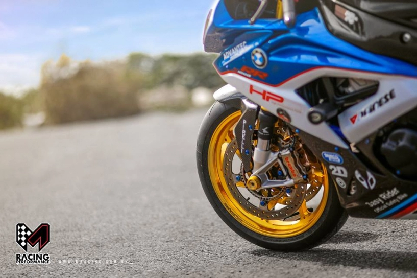 M-racing performance tiếp tục giới thiệu bộ ảnh đẹp cùng bmw s1000rr