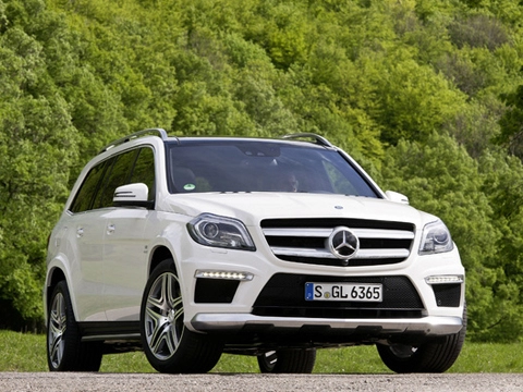  mercedes gl63 amg với sức mạnh 550 mã lực 