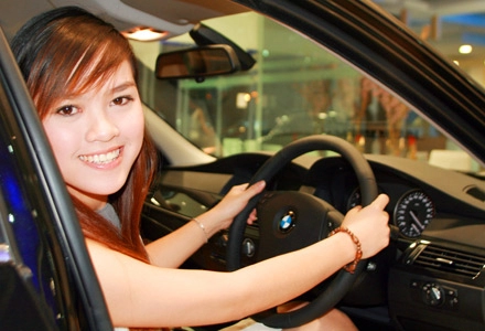  người đẹp bmw khoe sắc 