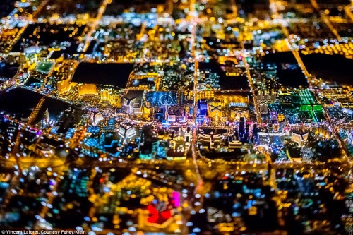 Những thành phố lung linh nhất trong đêm