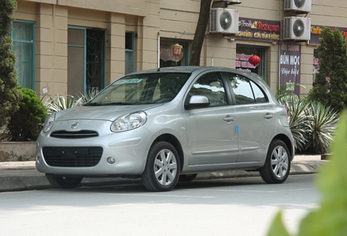  nissan micra - tí hon xinh xắn 