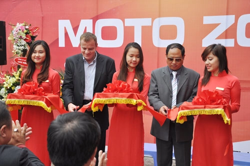  total đưa mô hình moto zone vào hà nội 