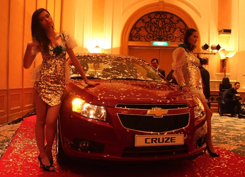  vidamco công bố giá chi tiết của chevrolet cruze 