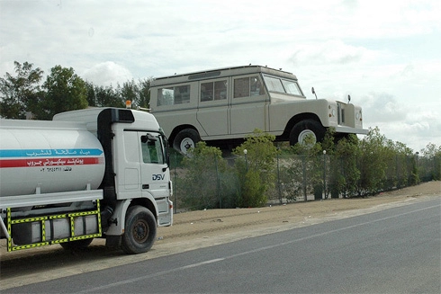  xe off-road khủng trong bảo tàng ở abu dhabi 