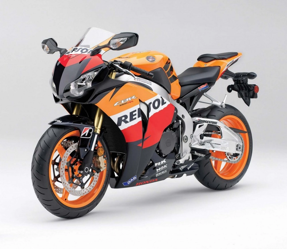 3 chiếc honda cbr1000rr repsol hàng cực hiếm được bán đấu giá để làm từ thiện