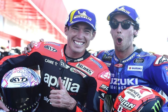 Aleix espargaro đã làm nên lịch sử cho đội aprilia khi dành chiến thắng đầu tiên