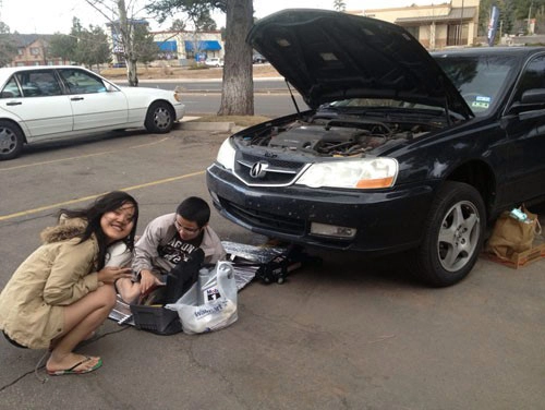 Ba nữ sinh đà nẵng khám phá mỹ bằng xe hơi