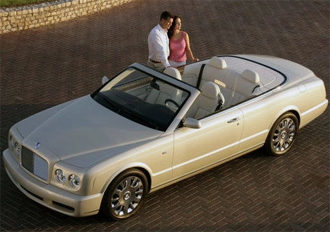  bentley azure sẽ có phiên bản mui trần 4 cửa 