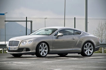  bentley continental gt 2011 giá khoảng 200000 usd 