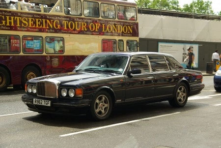  bentley và rolls-royce hàng độc trên phố london 