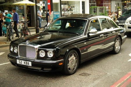  bentley và rolls-royce hàng độc trên phố london 