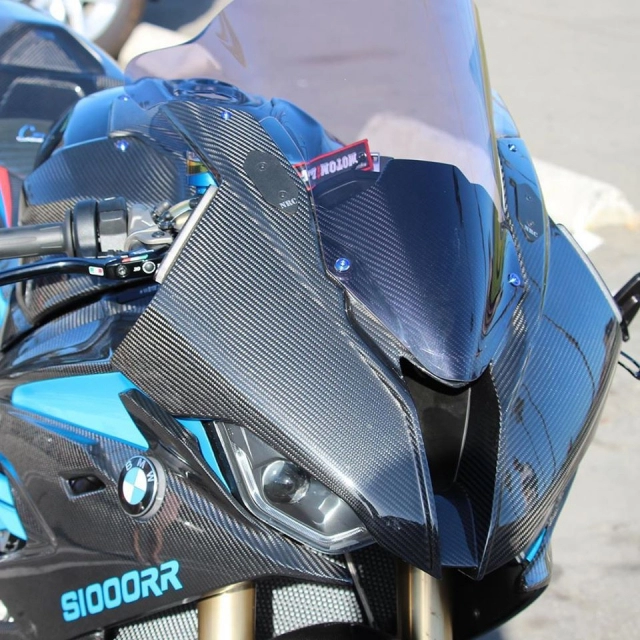 Bmw s1000rr 2019 chơi lớn khi trang bị full carbon