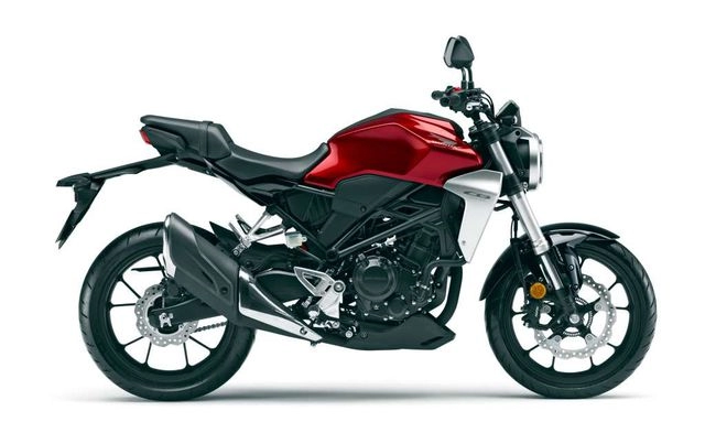 Bristol veloce 500 - đứa con lai của honda cb300r và benelli leoncino 500 ra đời