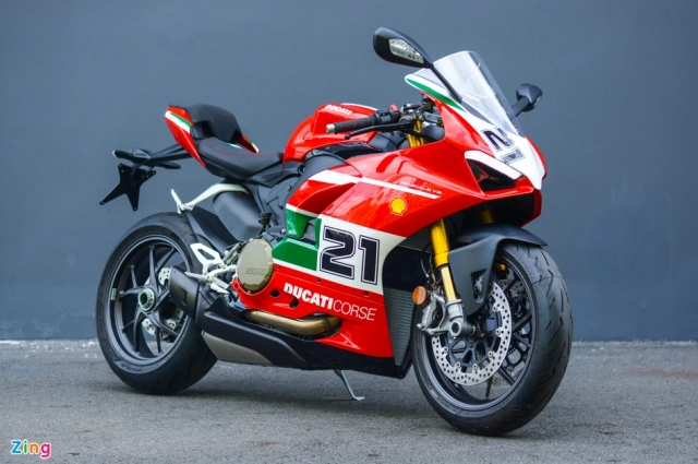 Cận cảnh ducati panigale v2 bayliss tại việt nam