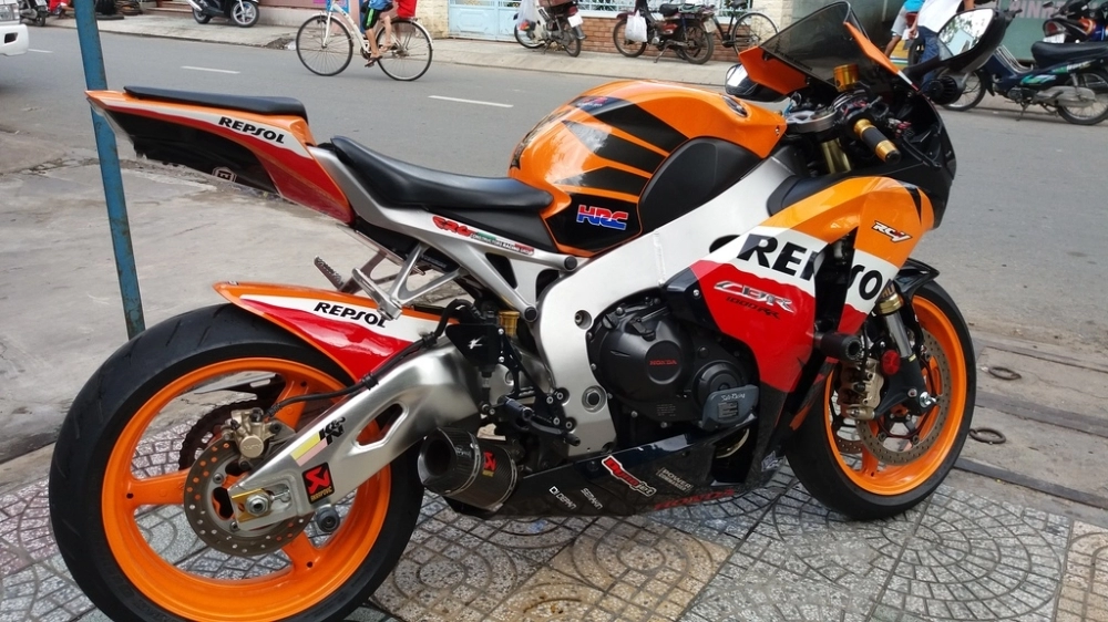 Cbr1000rr đúng bản repsol